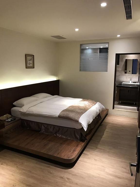 Happy Hostel Луган Экстерьер фото